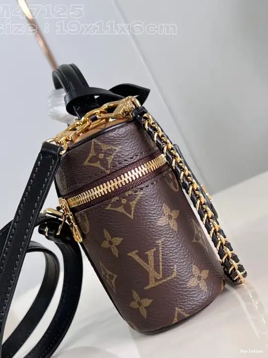 Cheap LOUIS x Vanity 11.5 6.5 x VUITTON Pouch-19 CM Chain 0608